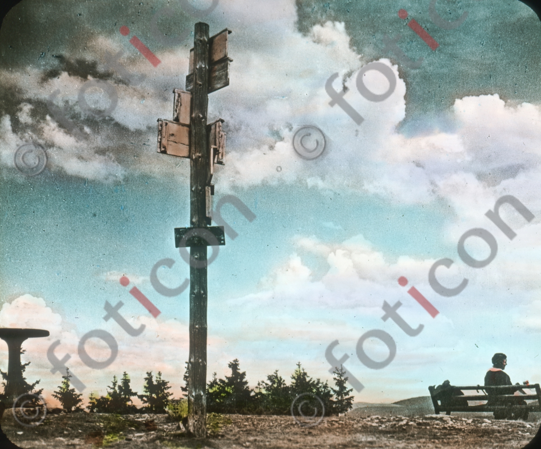 Auf dem Gipfel des Schauinsland | On the top of Schauinsland - Foto foticon-simon-127-034.jpg | foticon.de - Bilddatenbank für Motive aus Geschichte und Kultur